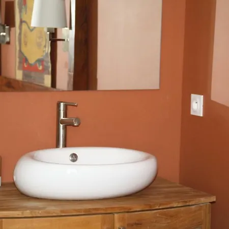 Casaisabel بيت ضيافة *